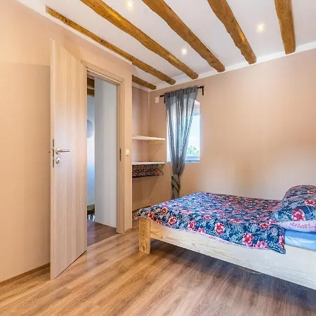 Wood Sunshine Holiday Holiday home